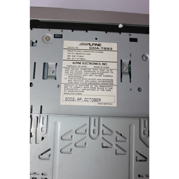 Alpine CDA-7893 CD Player In Dash Receiver FM/AM Old School Car Audio (S) - Picture 4 of 4